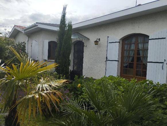 L'Orangine Bed & Breakfast Le Bouscat Eksteriør bilde